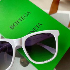 Picture of Bottega Veneta Sunglasses _SKUfw44066972fw